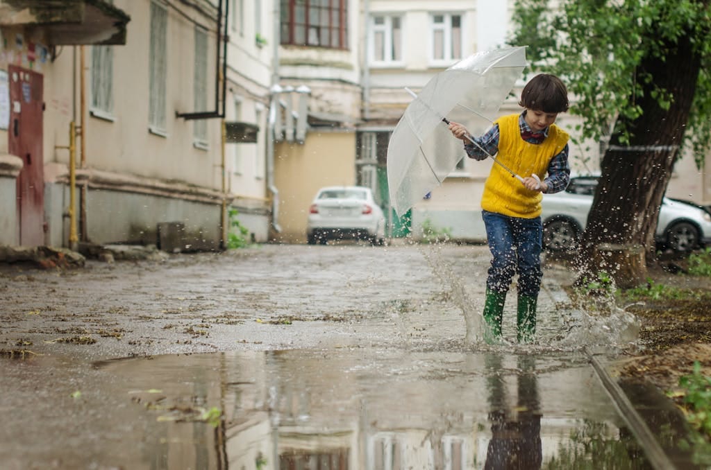 custom rain boot supplier